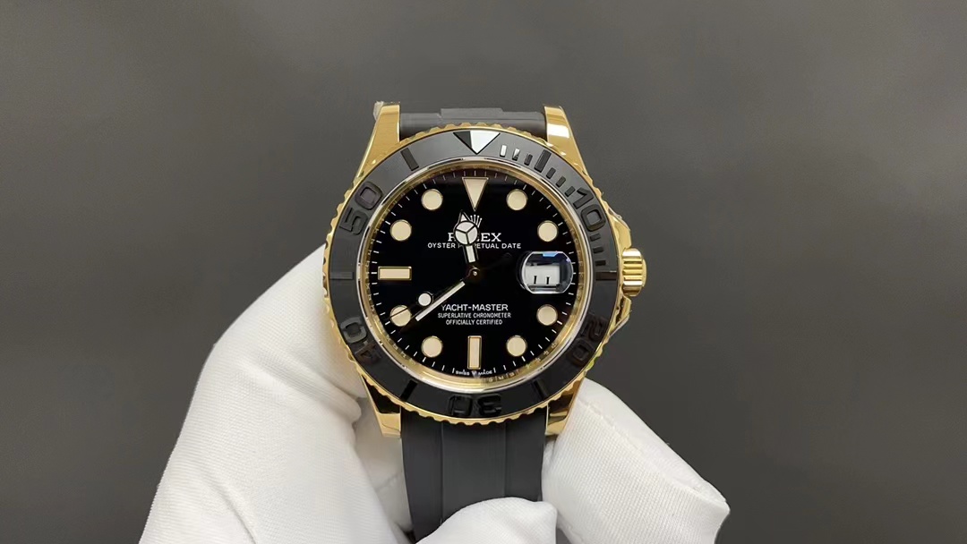 Rolex Yacht-Master 42 Yellow Gold / Black