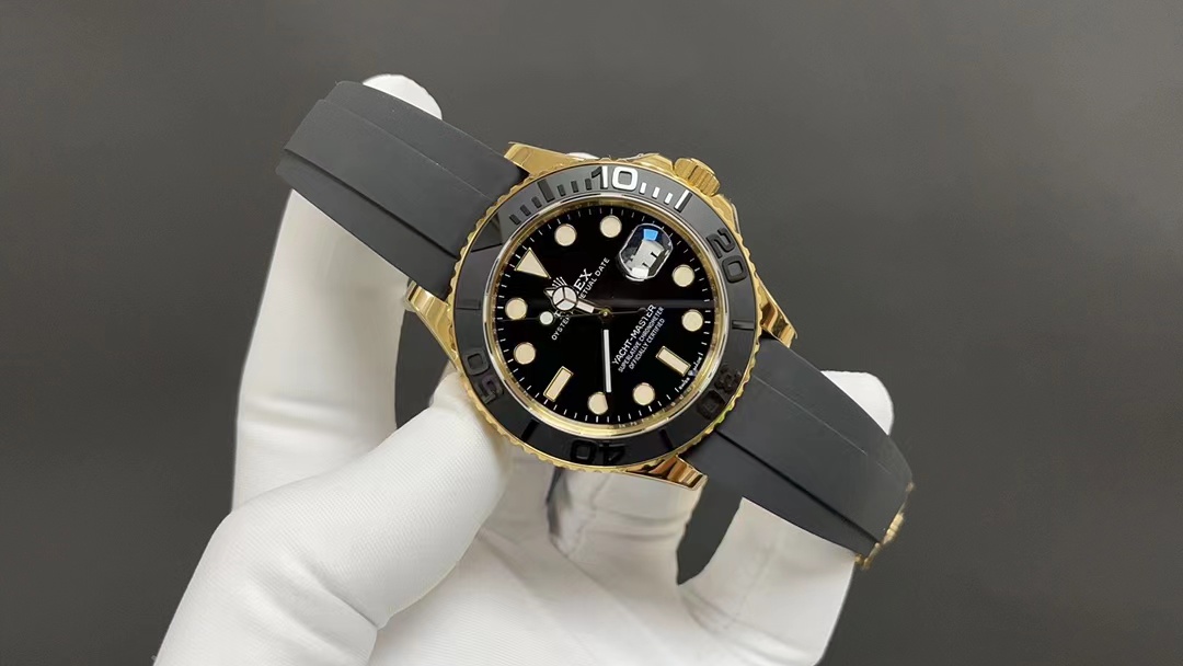 Rolex Yacht-Master 42 Yellow Gold / Black