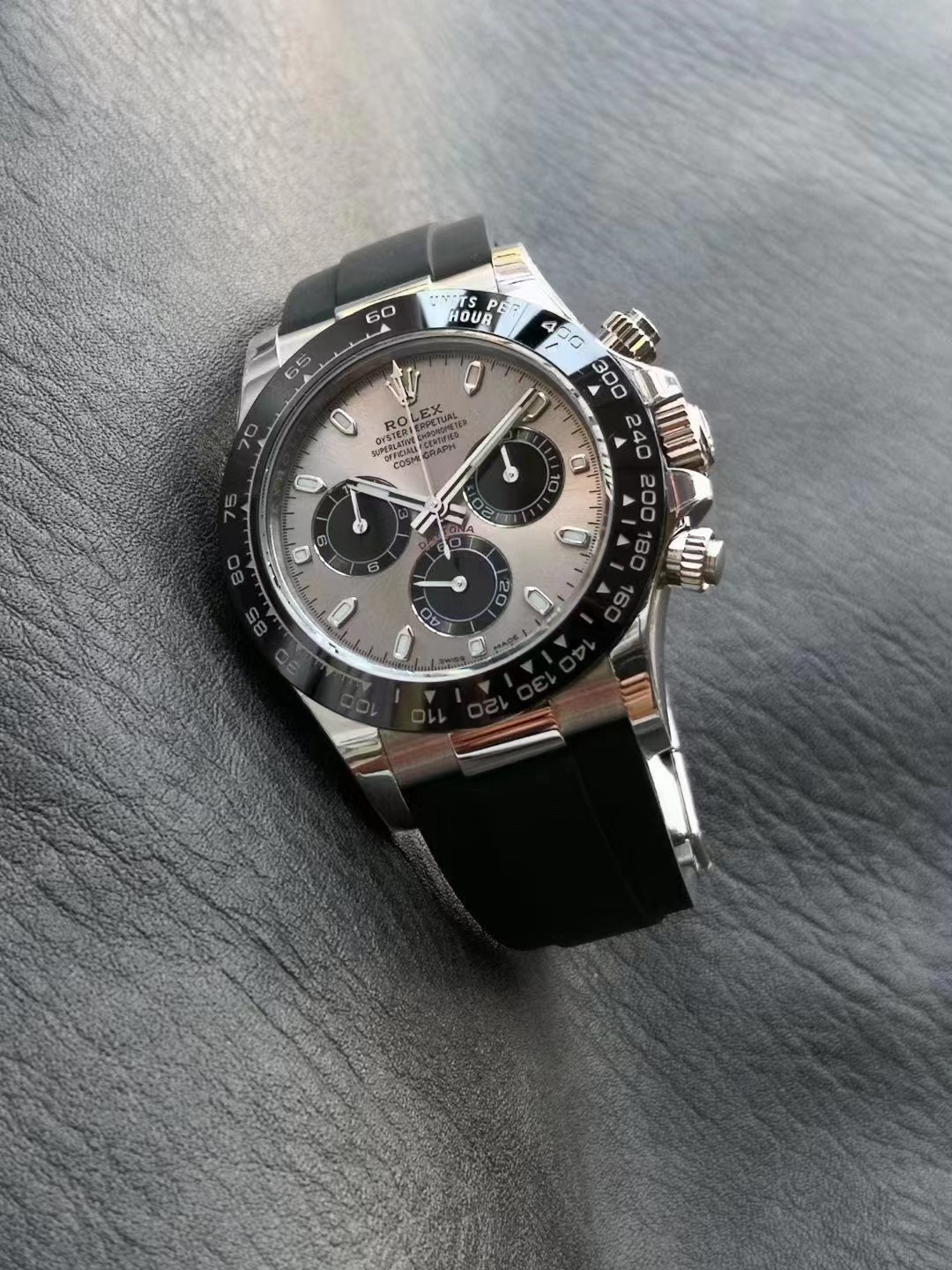 Rolex Cosmograph Daytona White Gold / Cerachrom / Silver / Oysterflex