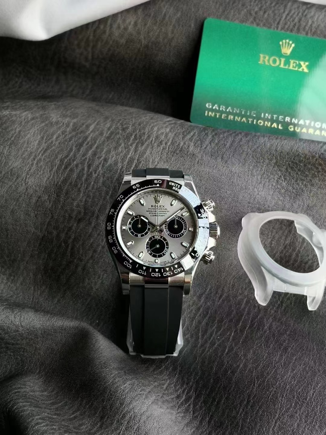 Rolex Cosmograph Daytona White Gold / Cerachrom / Silver / Oysterflex